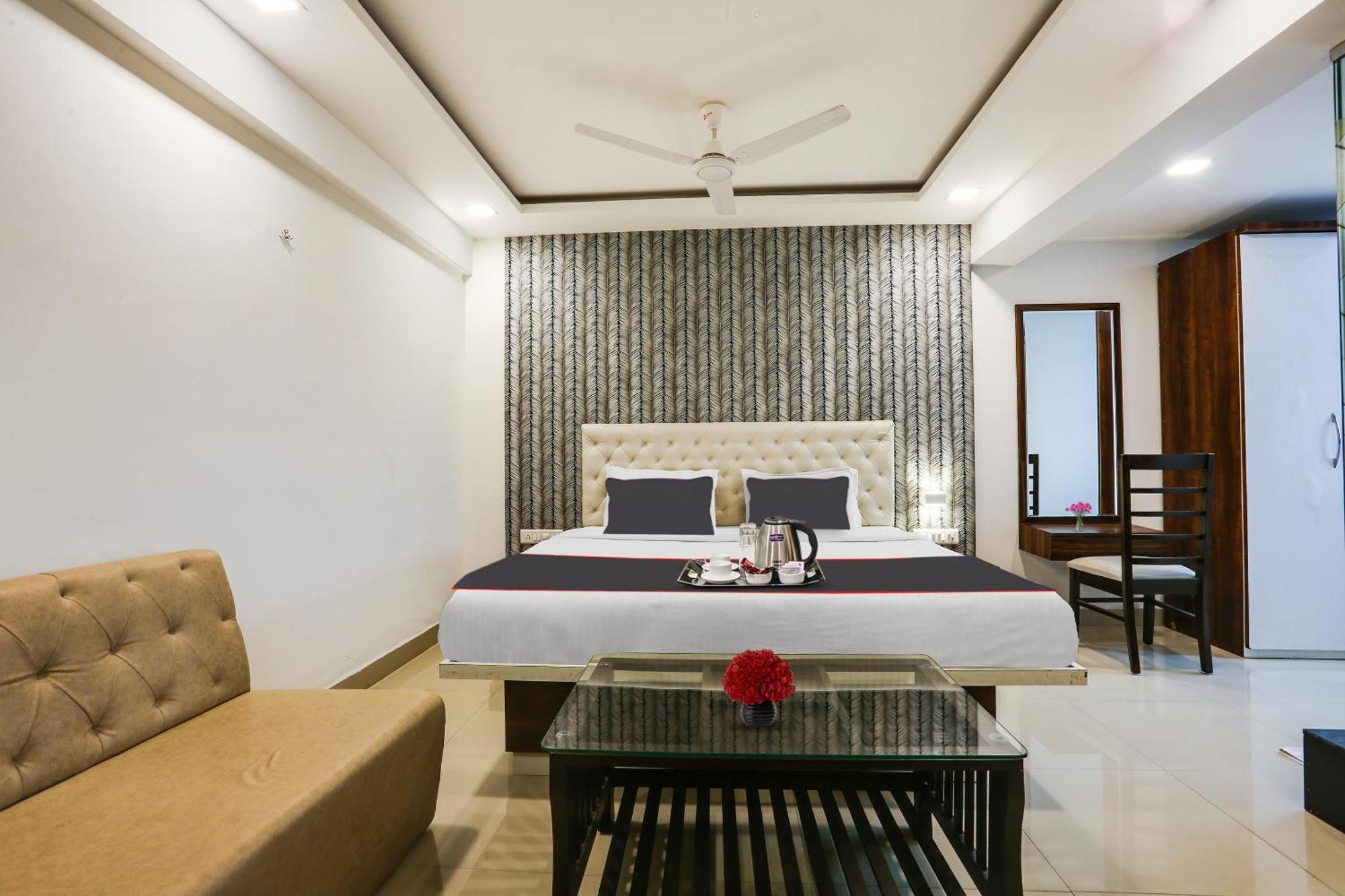 Capital O Arsh Executive Inn Mumbai Exteriör bild